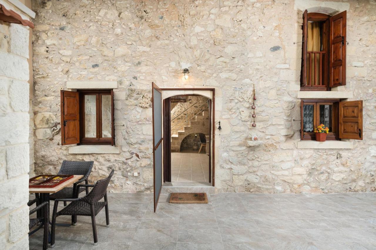Pagonas Traditional House Apartment