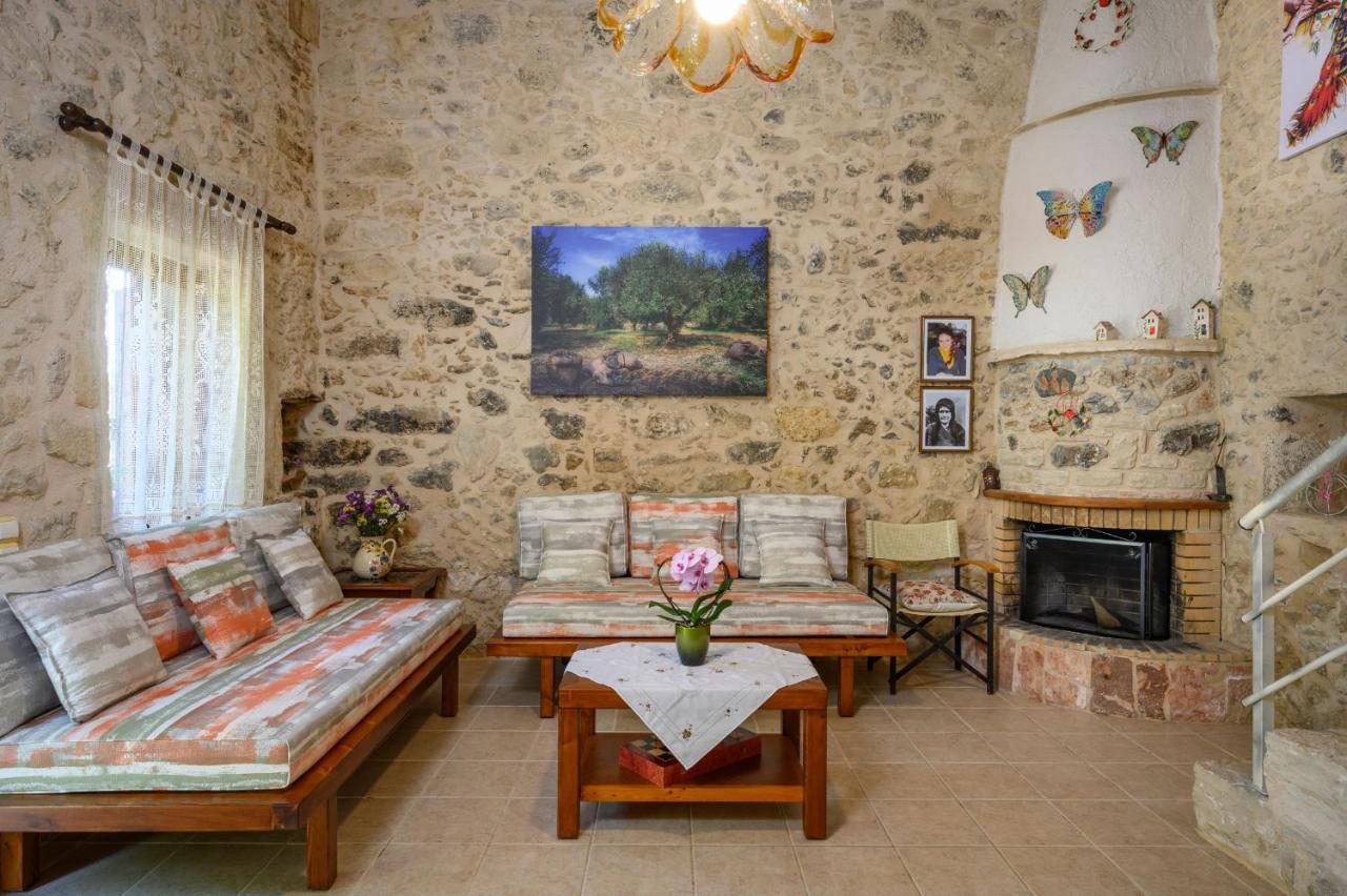 Pagonas Traditional House Apartment *