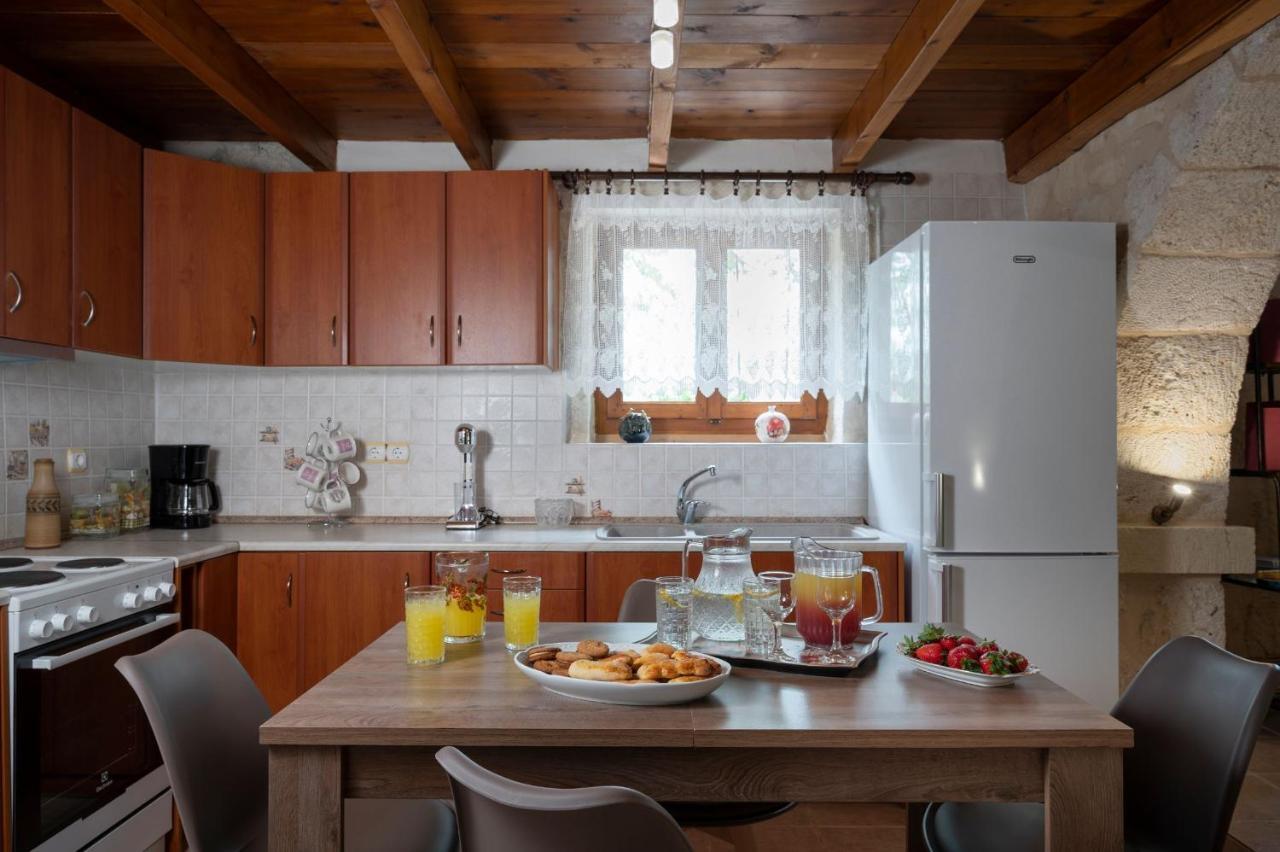 Apartment Pagonas Traditional House